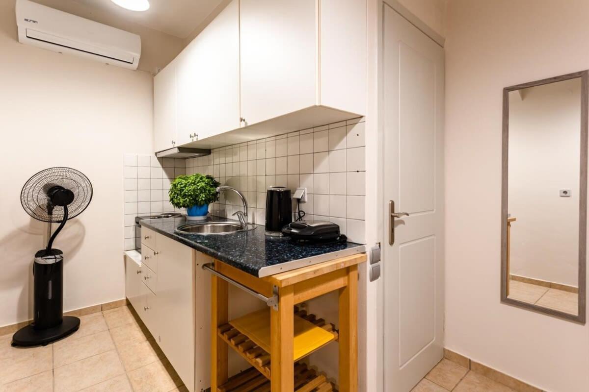 Kitries Summer Getaway - Eden Sandy Suite Kitriai Bagian luar foto