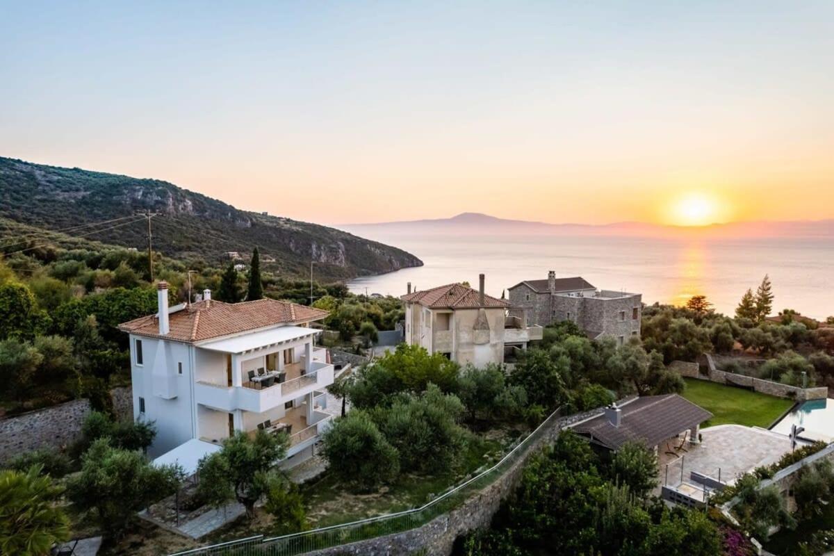 Kitries Summer Getaway - Eden Sandy Suite Kitriai Bagian luar foto