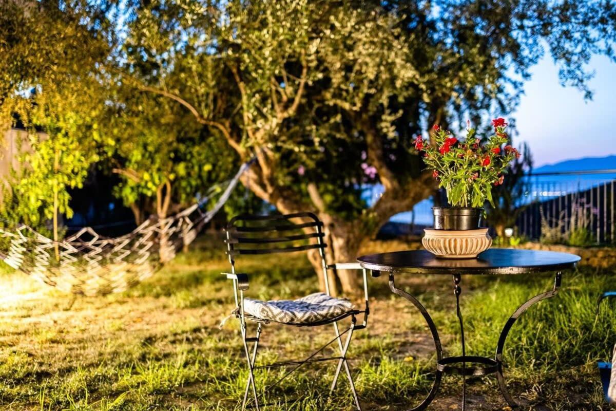 Kitries Summer Getaway - Eden Sandy Suite Kitriai Bagian luar foto