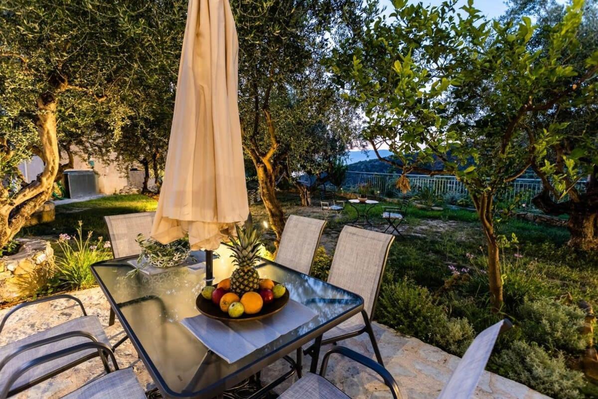 Kitries Summer Getaway - Eden Sandy Suite Kitriai Bagian luar foto